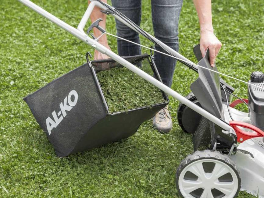 Бензинова косачка MTD AL-KO Easy 4.20 P-S, 2000 W, 42 см (04006) - от Etools.bg Бензинова косачка MTD AL-KO Easy 4.20 P-S, 2000 W, 42 см (04006)