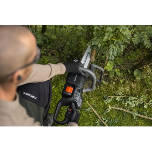 Акумулаторен верижен трион Husqvarna Aspire C15 x KIT, 18 V, 4 Ah, 25 см, ¼