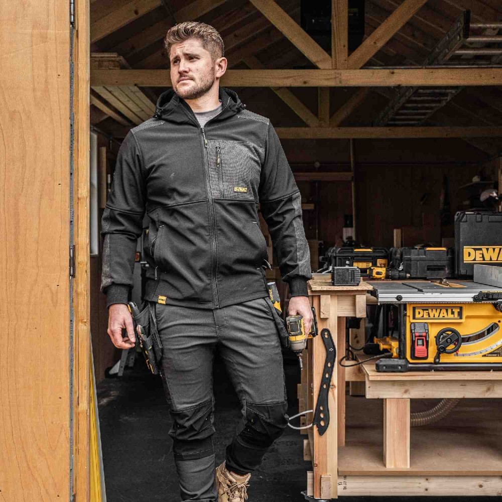 Работно яке DeWALT Tough Soft Shell Jacket, черно, размер XL (DWC263-001-XL) - от Etools.bg Работно яке DeWALT Tough Soft Shell Jacket, черно, размер XL (DWC263-001-XL)