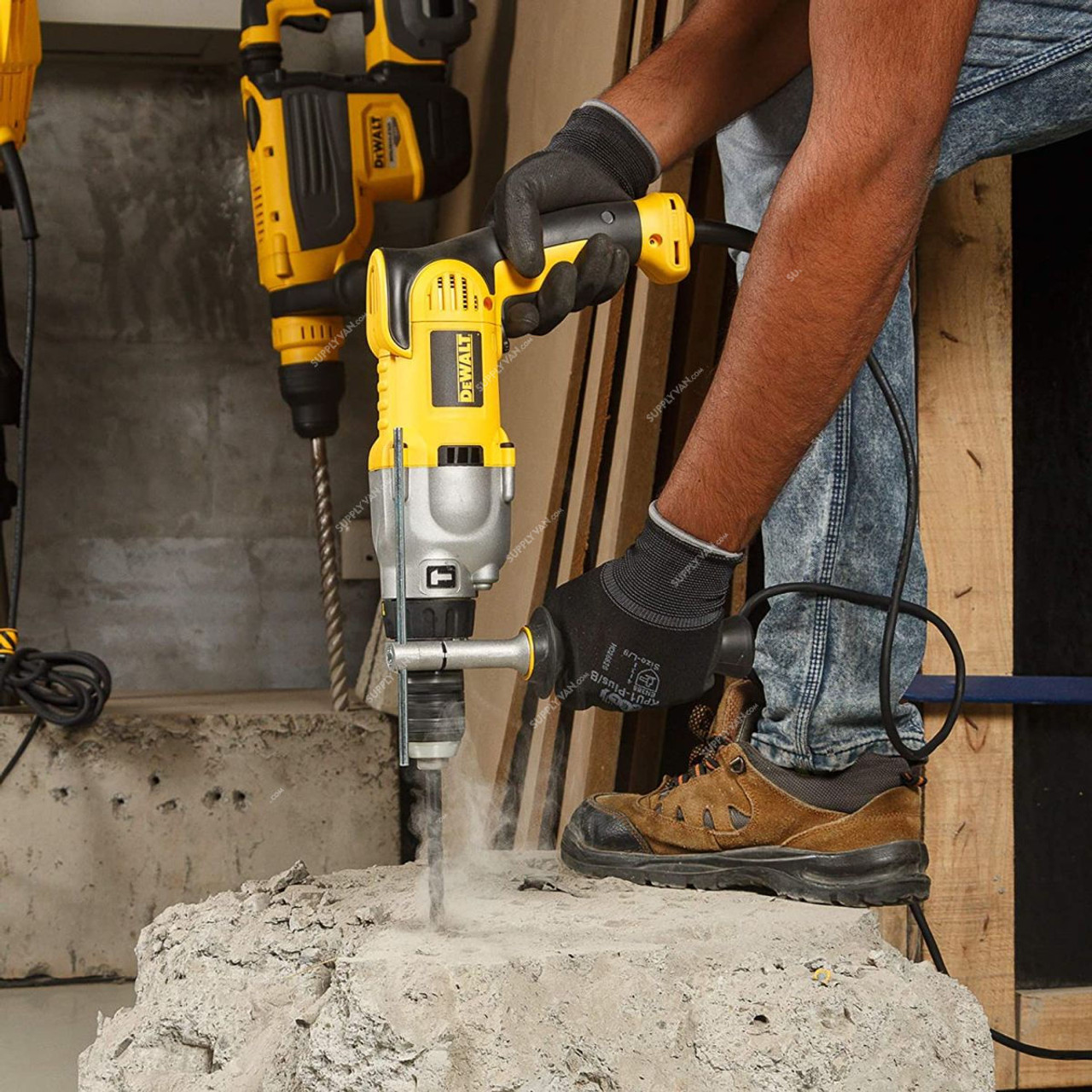 Ударна бормашина DeWALT DWD524KS, 1100 W - от Etools.bg Ударна бормашина DeWALT DWD524KS, 1100 W