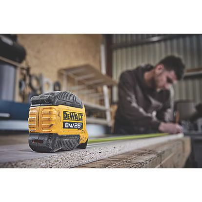 Чанта за инструменти DeWALT DWST60105-1, 15 л, 280x240x410 мм, 25 кг, черно и жълто