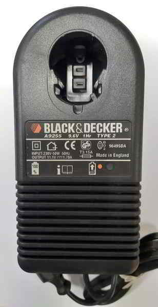 BLACK&DECKER A9255 Зарядно устройство 9.6 V