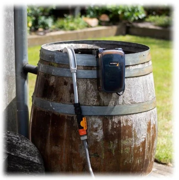 Акумулаторна водна помпа Batavia Maxxpack, 18 V, 1800 л/ч (7064056) - от Etools.bg Акумулаторна водна помпа Batavia Maxxpack, 18 V, 1800 л/ч (7064056)
