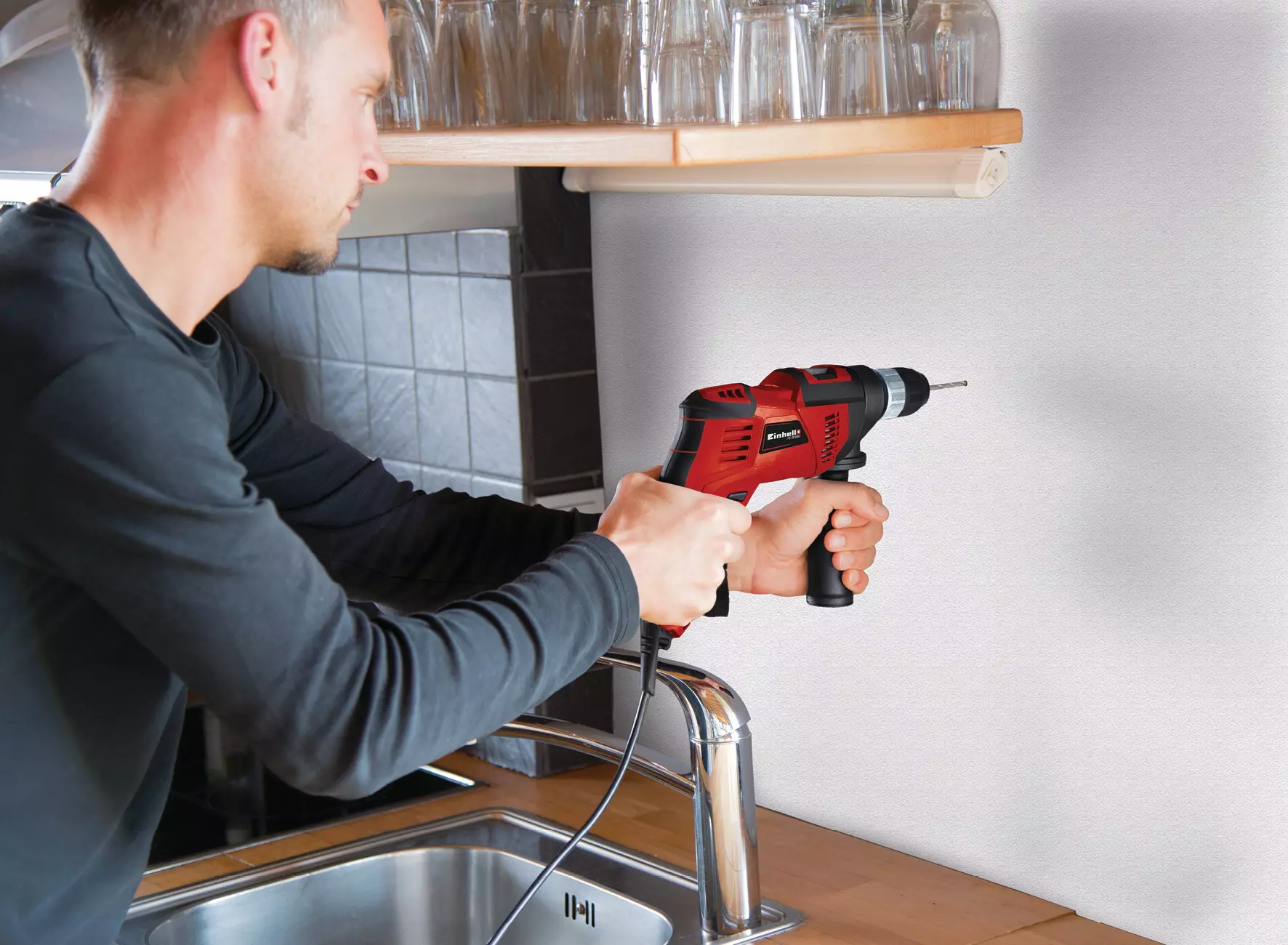 Електрическа ударна бормашина с аксесоари Einhell TC-ID 1000 E Kit, 1010 W (4259844) - от Etools.bg Електрическа ударна бормашина с аксесоари Einhell TC-ID 1000 E Kit, 1010 W (4259844)