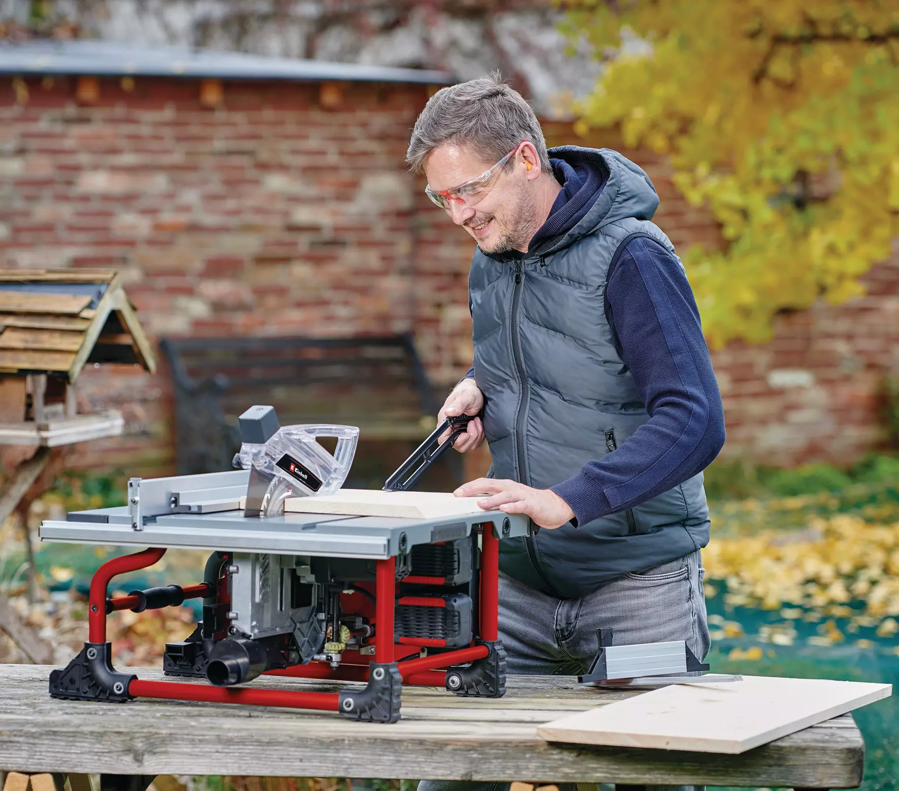 Акумулаторен настолен циркуляр за дърво Einhell TE-TS 36/210 Li-Solo Power X-Change, 36 V, ф210 мм (4340450) - от Etools.bg Акумулаторен настолен циркуляр за дърво Einhell TE-TS 36/210 Li-Solo Power X-Change, 36 V, ф210 мм (4340450)