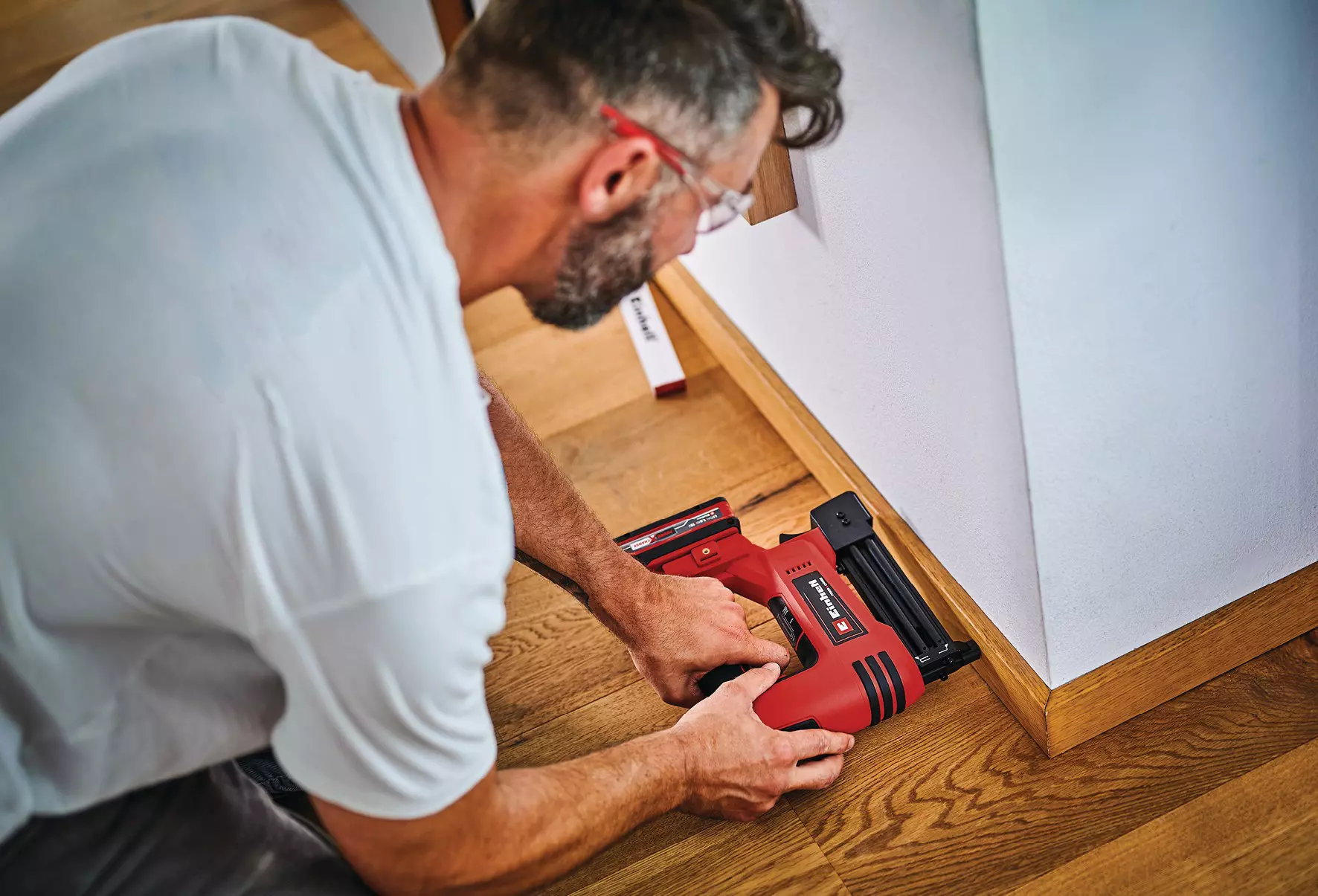 Акумулаторен такер Einhell TE-CN 18 Li - Solo, 18 V, 16-22 мм, без батерия и зарядно устройство (4257790) - от Etools.bg Акумулаторен такер Einhell TE-CN 18 Li - Solo, 18 V, 16-22 мм, без батерия и зарядно устройство (4257790)