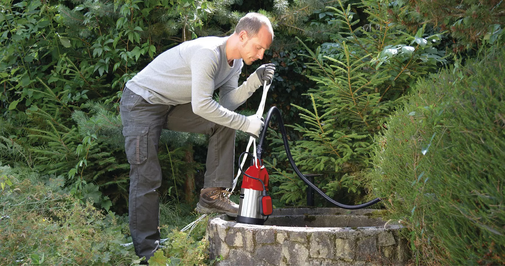 Електрическа потопяема високонапорна помпа Einhell GC-PP 900 N, 6000 л/ч, 900 W, 32 м (4170964) - от Etools.bg Електрическа потопяема високонапорна помпа Einhell GC-PP 900 N, 6000 л/ч, 900 W, 32 м (4170964)
