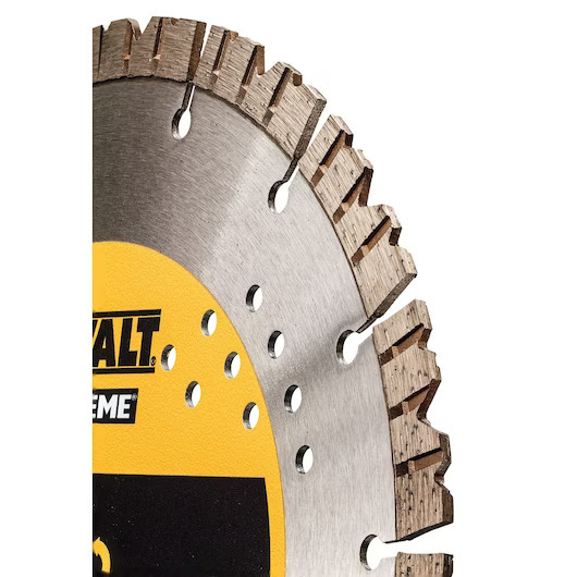 Диамантен диск за рязане на бетон DeWALT DT40260, 230 x 22.23 мм - от Etools.bg Диамантен диск за рязане на бетон DeWALT DT40260, 230 x 22.23 мм