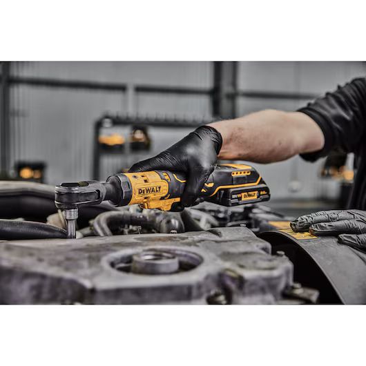 Акумулаторна тресчотка DeWALT DCF513N, 18 V, 3/8 Акумулаторна тресчотка DeWALT DCF513N, 18 V, 3/8
