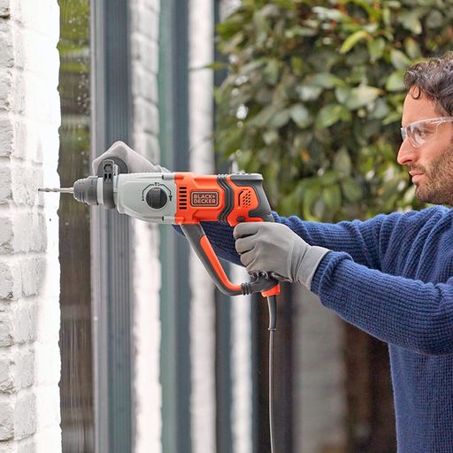Електрически перфоратор Black & Decker BEHS02K, SDS-Plus, 800 W, 2.2 J, 0-5500 уд./мин