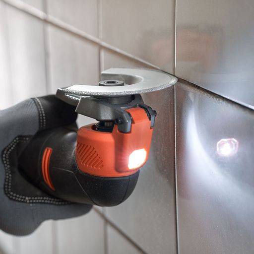 Акумулаторен мултифункционален инструмент Black & Decker BDCOS18D1K, 18 V, 2 Ah, 8000-18000 вибр./мин - от Etools.bg Акумулаторен мултифункционален инструмент Black & Decker BDCOS18D1K, 18 V, 2 Ah, 8000-18000 вибр./мин