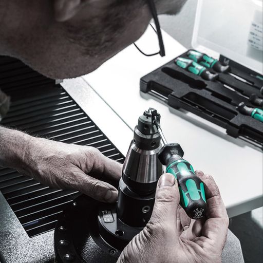Отвертка Torx Wera 300 TX Torx, TX 7x65x3.5 мм - от Etools.bg Отвертка Torx Wera 300 TX Torx, TX 7x65x3.5 мм (05027931001)
