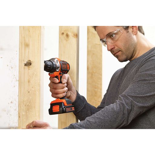 Акумулаторен винтоверт с колекторен двигател Black & Decker Multievo MT218KB, 18 V, 1.5 Ah, 21 Nm, 10 мм