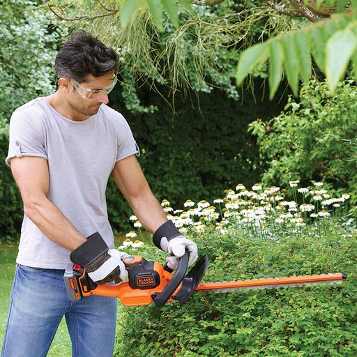 Акумулаторен храсторез Black & Decker GTC18504PC, 18 V, 4 Ah, 500 мм - от Etools.bg Акумулаторен храсторез Black & Decker GTC18504PC, 18 V, 4 Ah, 500 мм