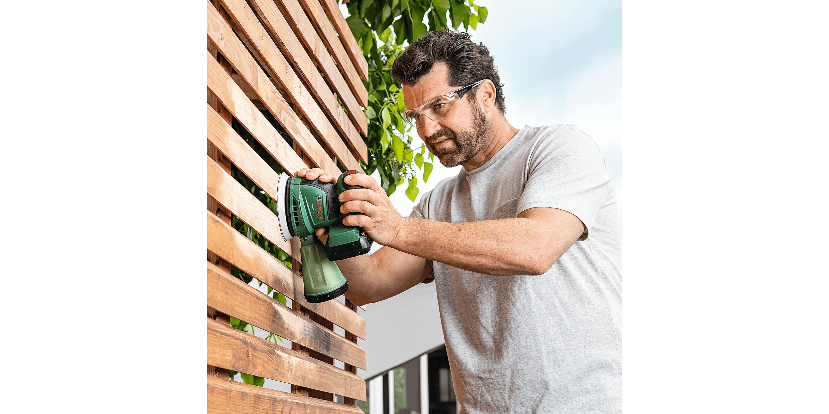 Акумулаторен ексцентършлайф Bosch EasyOrbit 18V-10, 18 V, 125 мм, без батерии и зарядно устройство (06033E4000) - от Etools.bg Акумулаторен ексцентършлайф Bosch EasyOrbit 18V-10, 18 V, 125 мм, без батерии и зарядно устройство (06033E4000)