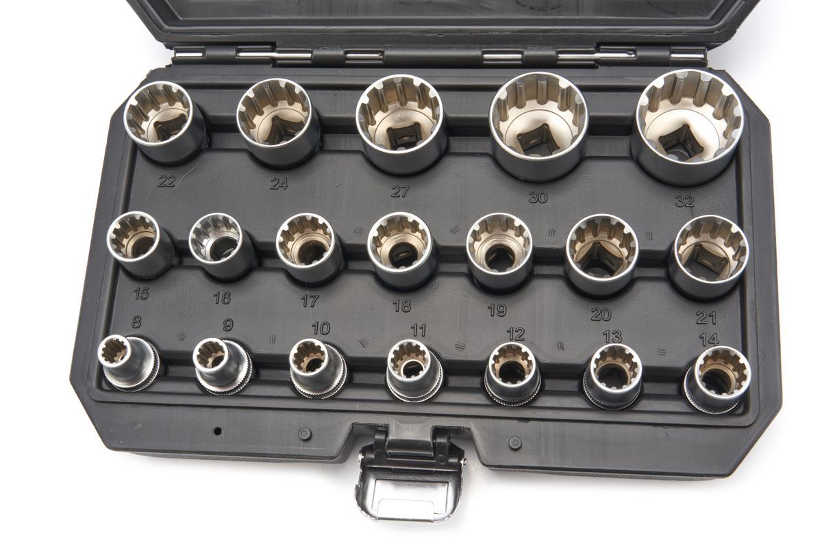 Комплект дванадесетостенни вложки HBM H134674, 1/2