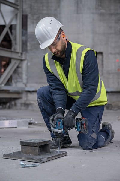 Акумулаторен ударен гайковерт Bosch Professional GDS 18V-750 C, 18 V, 5 Ah, 750 Nm, 1/2 Акумулаторен ударен гайковерт Bosch Professional GDS 18V-750 C, 18 V, 5 Ah, 750 Nm, 1/2
