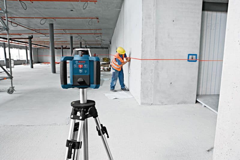 Ротационен лазерен нивелир Bosch Professional GRL 300 HV + LR 1, 635 nm, 300 м (0601061505)