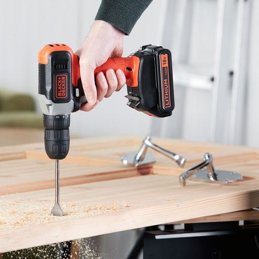 Акумулаторен верижен трион Black & Decker GKC1000L, 18 V, 2 Ah, 15 см, 1/4 