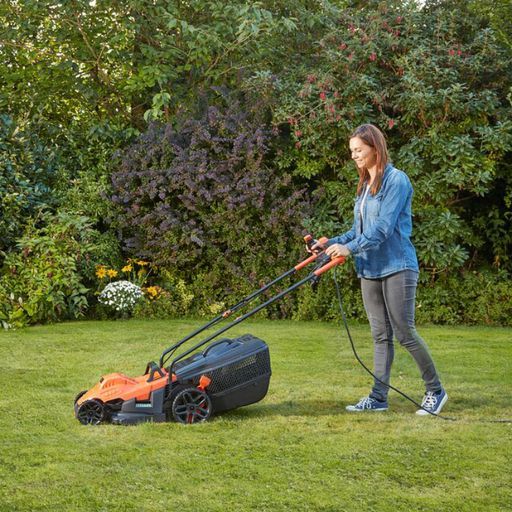 Електрическа косачка Black & Decker BEMW461BH, 1400 W, 340 мм