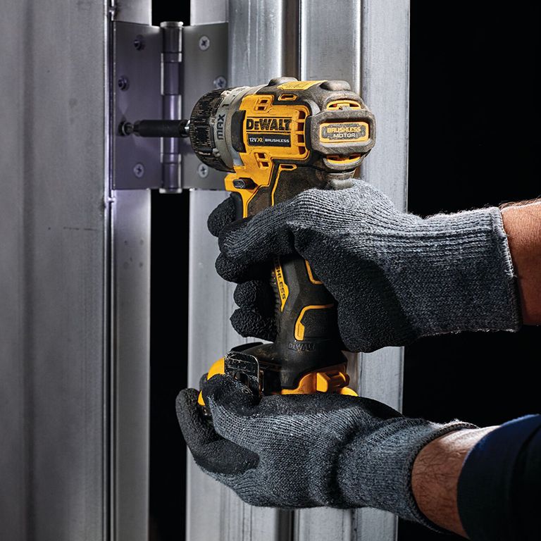 Акумулаторен винтоверт DeWALT DCF601N, 12 V, 8 Nm, 1/4