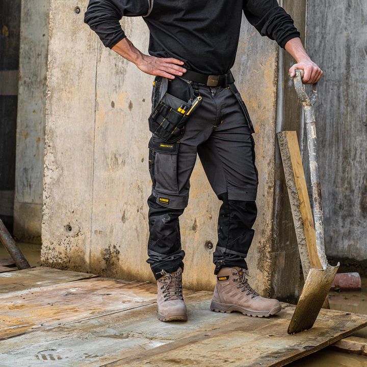 Работен панталон DeWALT DWC192-004-3631 Fairhaven Trouser, размер 36/31, Сив