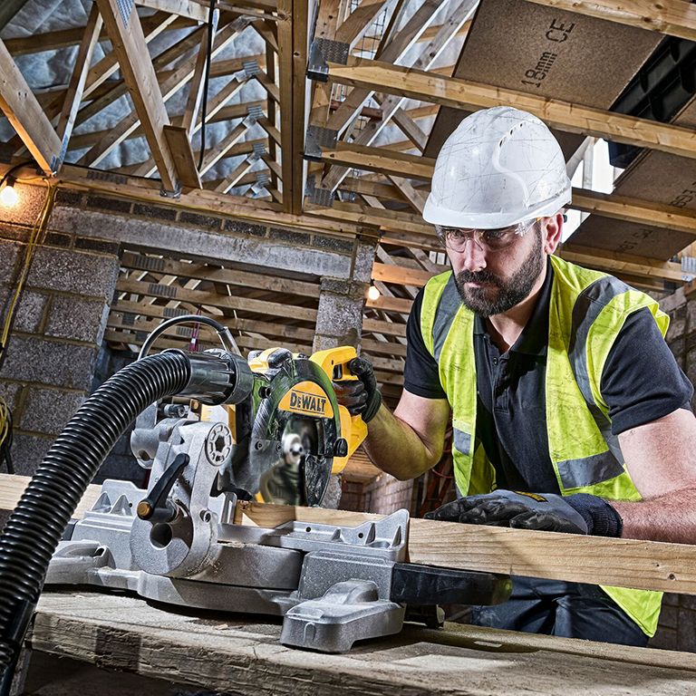 Електрически настолен циркуляр DeWALT DWS774, 1400 W, ф 216 мм, 4500 об/мин