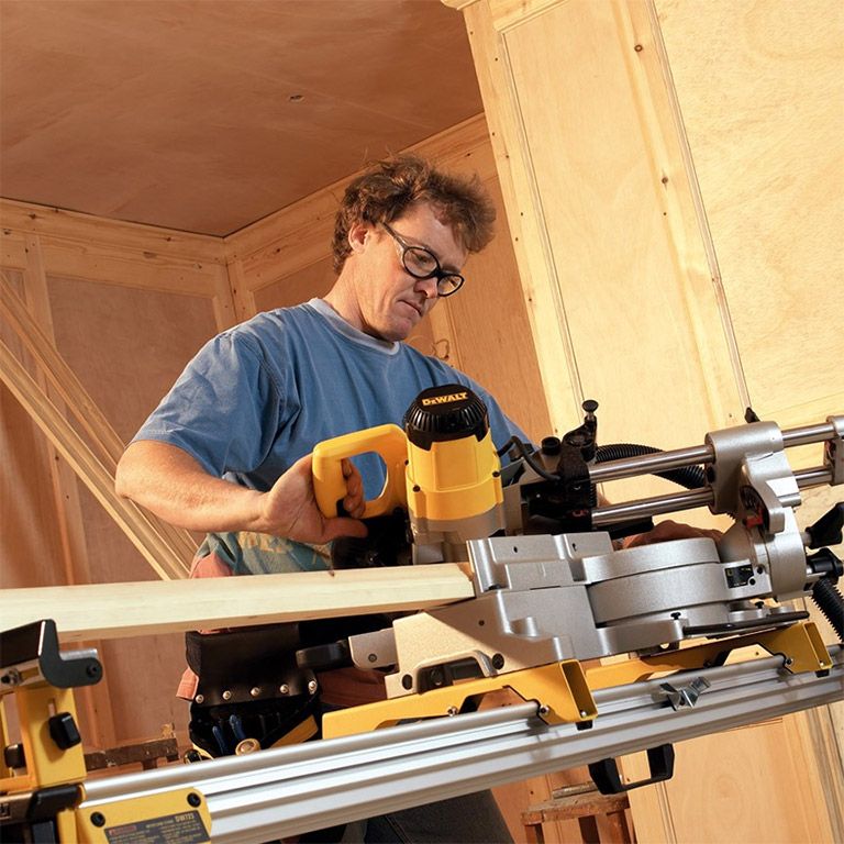 Електрически настолен циркуляр DeWALT DW712N, 1600 W, ф 216 мм, 5400 об/мин - от Etools.bg Електрически настолен циркуляр DeWALT DW712N, 1600 W, ф 216 мм, 5400 об/мин
