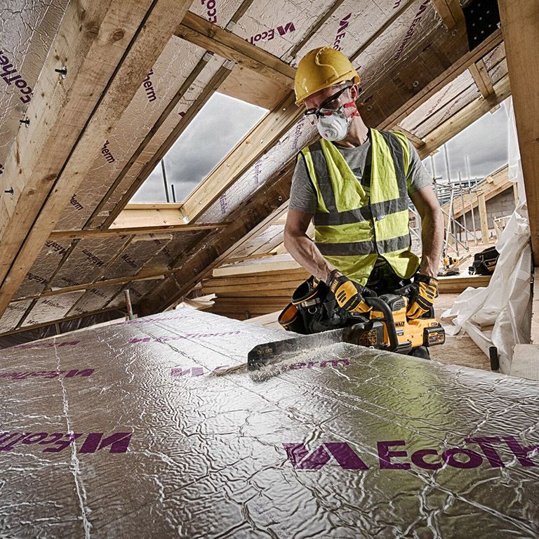 Акумулаторен саблен трион DeWALT DCS397N, 54 V, 0-2300 хода/мин, 40 мм, без батерии и зарядно устройство