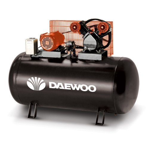 Бутален ремъчен компресор DAEWOO DAC 300C, 3к.с, 2200W, 300л, 8бара