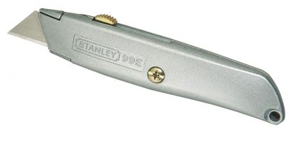 Нож макетен метален - STANLEY, 155 мм, блистер, с три резевни остриета