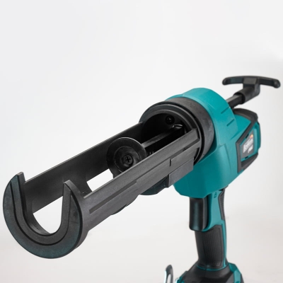 Акумулаторен пистолет за силикон Bormann BBP3610, 20 V, 2 Ah, 600 мл, 4500 N (036340 033059 032977)