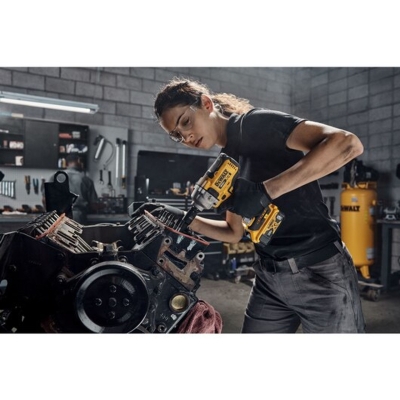 Акумулаторен ударен гайковерт DeWALT DCF892P2T-QW, 18 V, 760 W, 1/2", 1084 Nm, 2х5 Ah