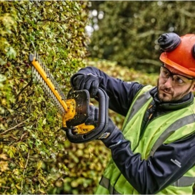 Акумулаторен храсторез DeWALT DCMHT563N, 18 V, 55 см, без батерии и зарядно устройство