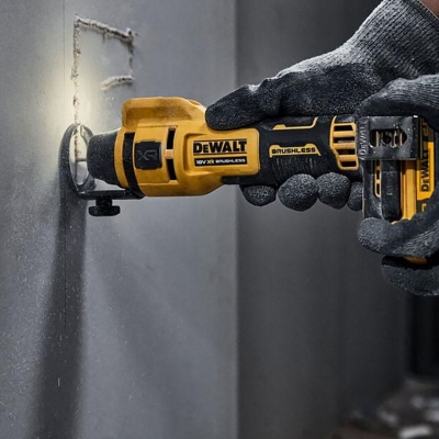 Акумулаторна фреза за гипсокартон DeWALT DCE555N, 18 V, 1/4" и 1/8", без батерии и зарядно устройство
