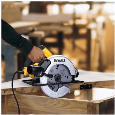 Електрически ръчен циркуляр DeWALT DWE5615, 1500 W, 190 мм