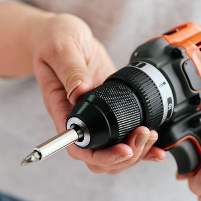 Акумулаторен винтоверт с безчетков двигател Black & Decker BLD682XN, 18 V, 50 Nm, 13 мм, без батерии и зарядно устройство
