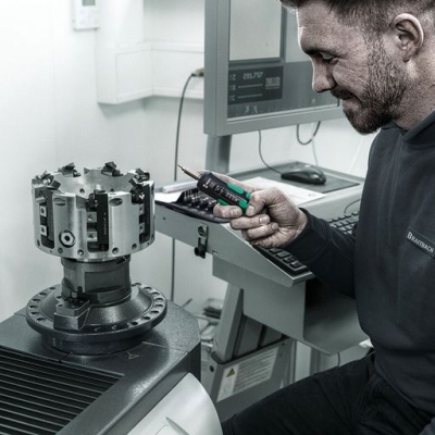 Динамометрична отвертка с държач за битове Wera 7510 Kraftform Safe-Torque Speed Torque, 1/4"x147.5 мм, 1-3 Nm (05075810001)