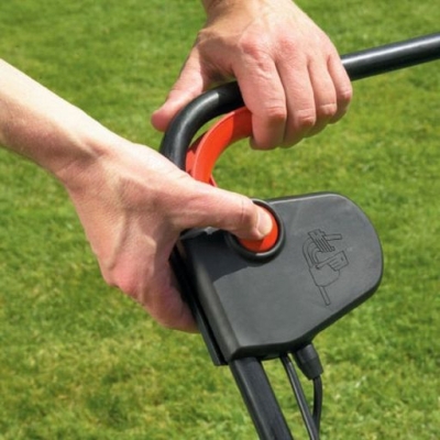 Електрическо градинско гребло Black & Decker GD300, 600 W, 300 мм 
