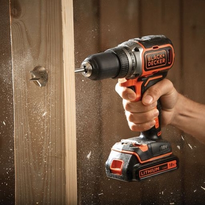Акумулаторен винтоверт с безчетков двигател Black & Decker BL186K1B2, 18 V, 2 Ah, 52 Nm, 13 мм