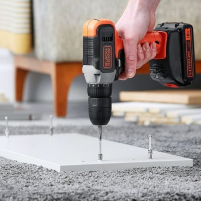 Акумулаторен винтоверт с колекторен двигател Black & Decker BCD001E2K, 18 V, 2.5 Ah, 37 Nm, 10 мм