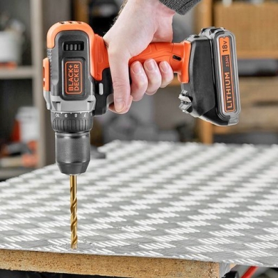 Акумулаторен винтоверт с колекторен двигател Black & Decker BCD002ME2K, 18 V, 2.5 Ah, 38 Nm, 10 мм