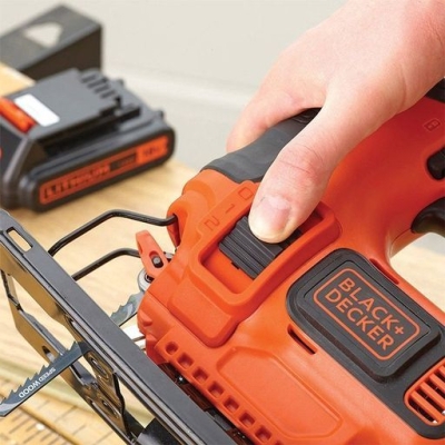 Акумулаторен прободен трион Black & Decker BDCJS18N, 18 V, 0-2500 ход/мин, 19 мм, без батерии и зарядно устройство 