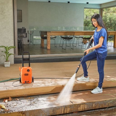 Електрическа водоструйка Black & Decker BEPW1650, 1650 W, 330 л/ч, 120 бар