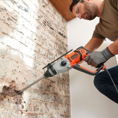 Електрически перфоратор Black & Decker BEHS02K, SDS-Plus, 800 W, 2.2 J, 0-5500 уд./мин
