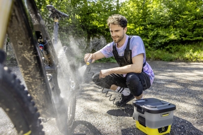 Акумулаторен уред за мобилно почистване Karcher OC 4, 7.2 V, 2 л/мин