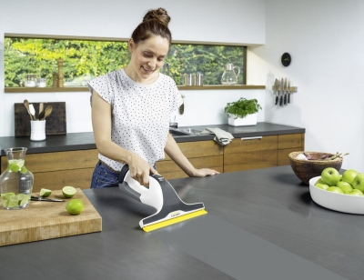 Акумулаторен уред за почистване на прозорци Karcher WV 7 Signature Line, 280 мм, 150 мл