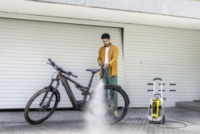 Акумулаторна водоструйка Karcher OC 6-18 Premium, 18 V, 200 л/ч, без батерии и зарядно устройство
