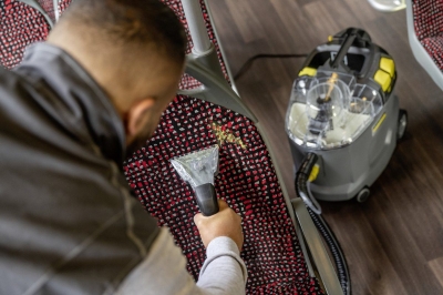 Електрически екстрактор за почистване на килими Karcher Puzzi 8/1 C, 1200 W, 71 л/с