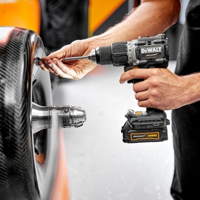 Акумулаторен ударен винтоверт DeWALT DCD85ME2GT, 18 V, 1.7 Ah, 90 Nm